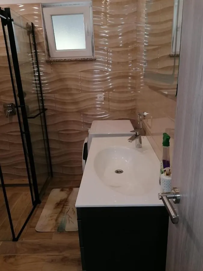 Apartmani Valerija I Joso Bibinje 0*,