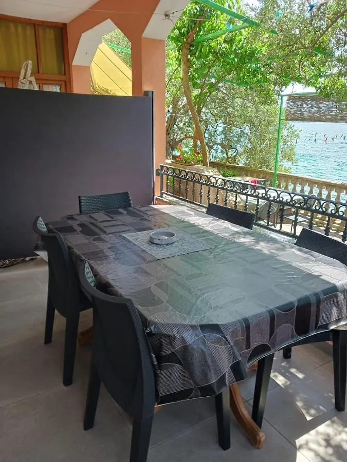 Apartmani Valerija I Joso Bibinje 0*,
